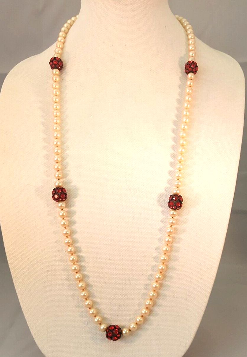 Faux Pearls Red Bead Accents Clusters Of Rhinestone Vintage Necklace 35 In Long
